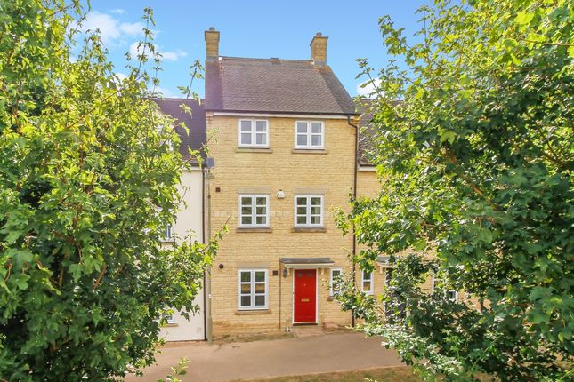 Thumbnail Terraced house for sale in Larkspur Grove, Witney