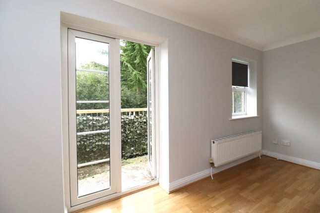 6 Rockford House, Allington Lane, Eastleigh photo 4