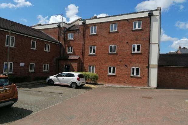 Flat to rent in Hardwick Hill, Banbury