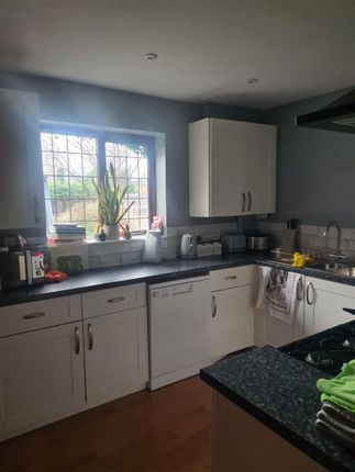 Detached house to rent in Areley Common, Stourport-On-Severn