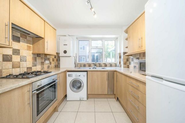 Flat Flat 13, Warnham, Sidmouth Street, London photo 2