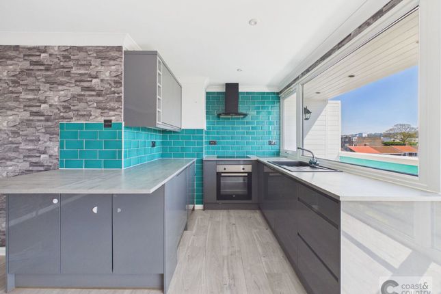 12 Oaklawn Court Barton Road, Torquay photo 4