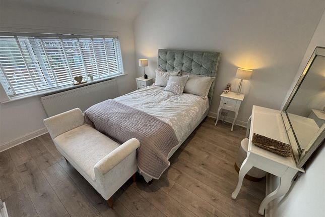 4, Ryder Avenue, Altrincham photo 4