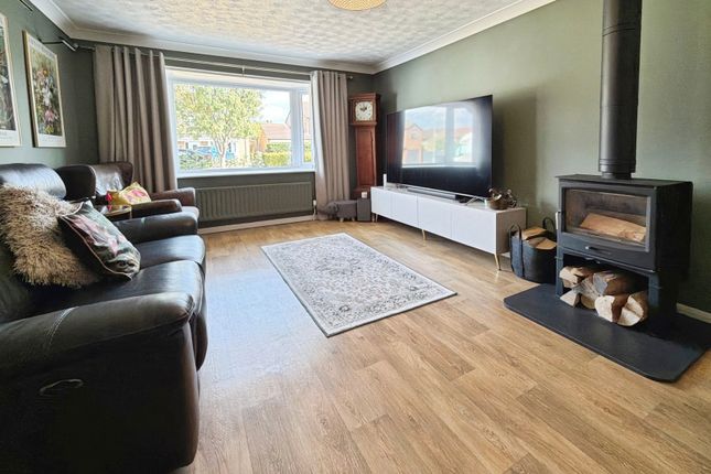 4, Larkspur Road, Lincolnshire photo 2