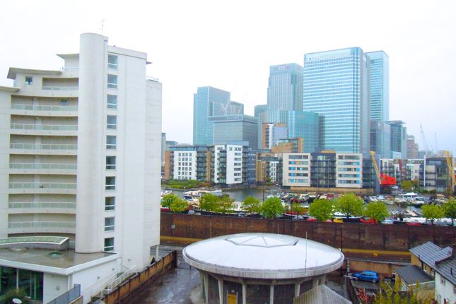 Parking/garage to let in Blackwall Way, Canary Wharf