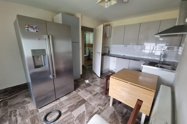 Flat 1a, St Clements Court, 94 Fosse Lane, Leicester photo 5