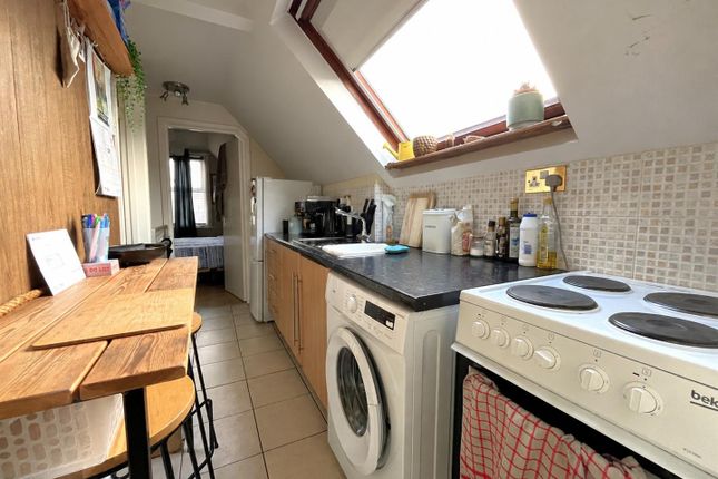 2 William Street, Dorset photo 4