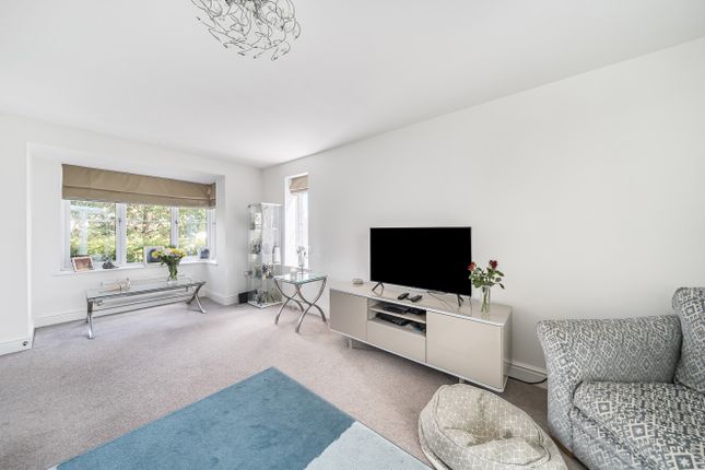 37, Bluebell Crescent, Reading photo 5
