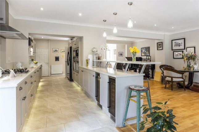 Balblair, 36, Meadway, Surrey photo 4