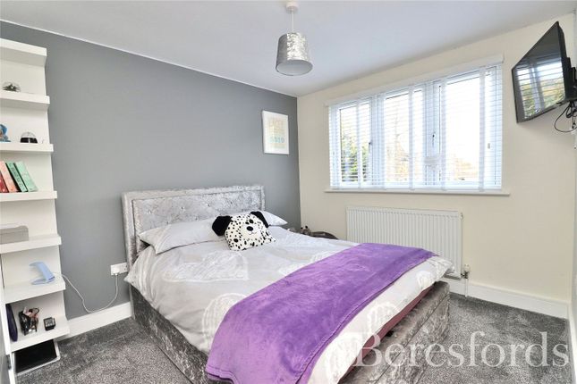 Semi-detached house for sale in Roughtons, Chelmsford
