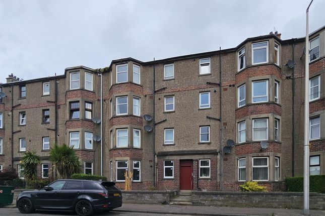 Thumbnail Flat to rent in Clepington Road, Dundee