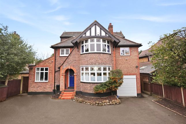199, Uxbridge Road, Hampton Hill photo 2