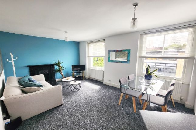 1-bed flat on Cosway Street, London, £2,600/mo