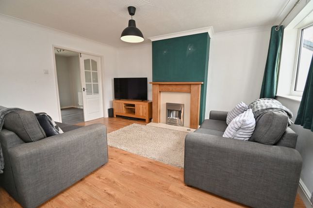 9, Meadowland Rise, Barnsley photo 5