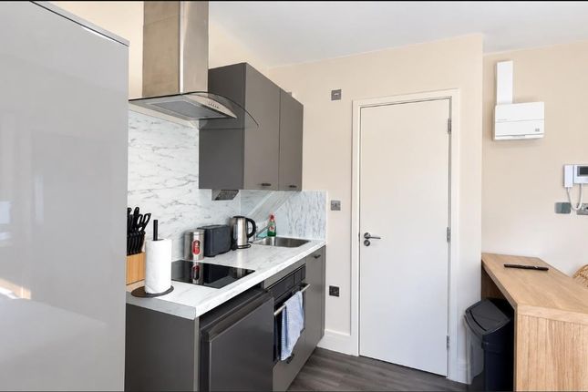 5-7, Sutherland Avenue, London photo 3