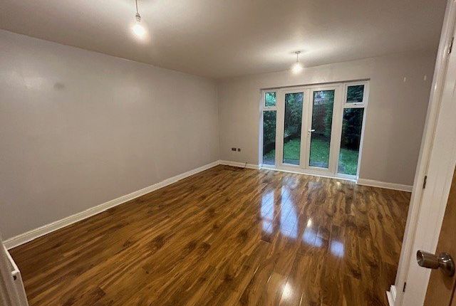 44, Horsley Drive, Great Yarmouth photo 3
