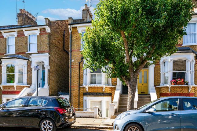 12a, Hugo Road, London photo 3