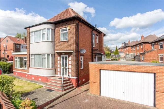 Detached house to rent in Ash Crescent, Headingley, Leeds