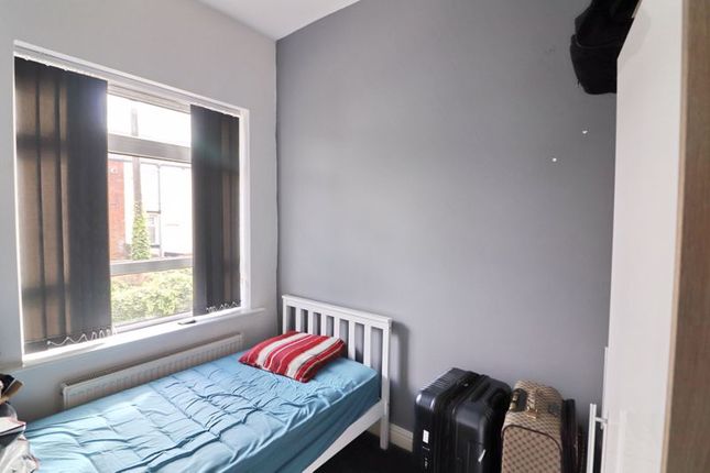 13, Chapman Street, Bolton photo 5