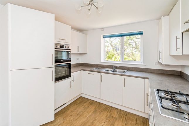 49, Le Marechal Avenue, Southampton photo 3