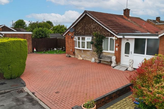 2-bed house on 10 Fraser Close, Stone, £280,000