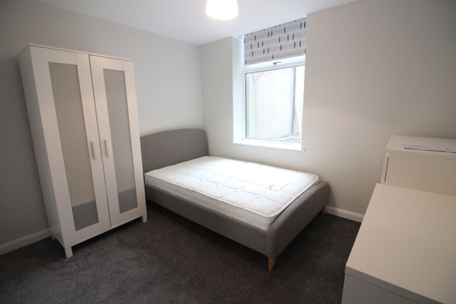 131, Wyeverne Road, Cardiff photo 3