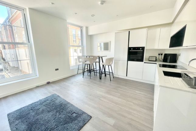 Flat 5 The Atria, 61, Queen Street, Kent photo 3