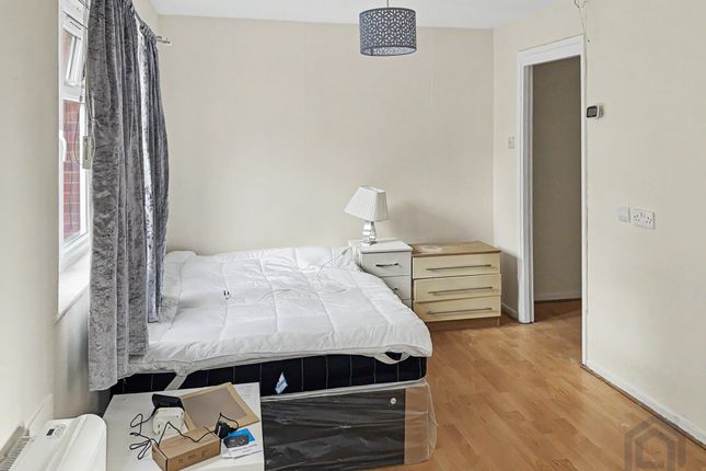 50 Talbot Street
Winson Green, 50 Talbot Street
Winson Green, Birmingham photo 2