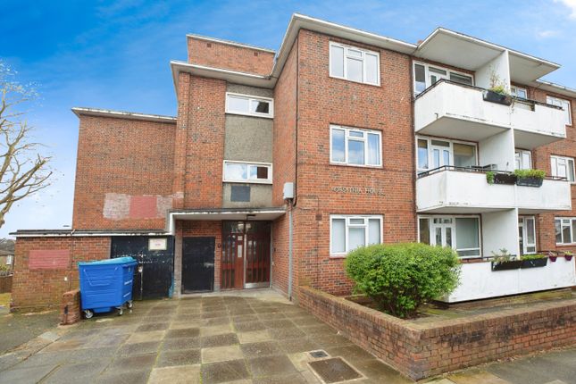 Thumbnail Flat for sale in Pendrell Road, London