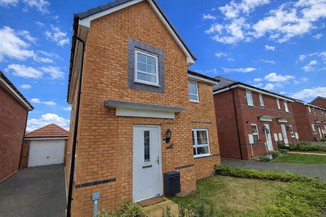 47, Dawes Way, Cannock photo 2