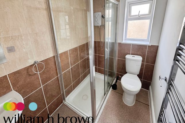Flat 6, 11, Carnarvon Road, CLACTON-ON-SEA photo 5