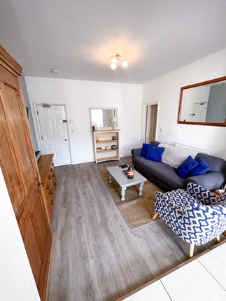 Thumbnail Flat to rent in Upper Station Road, Bristol