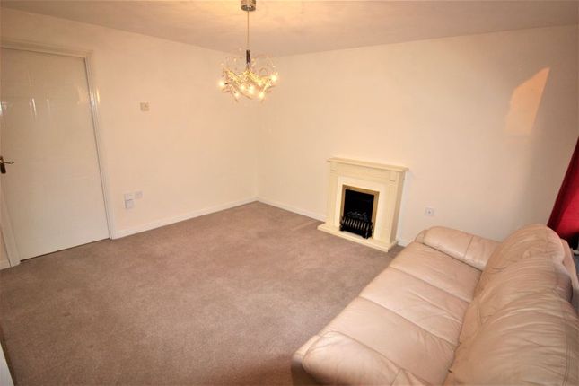 39, Gable Close, Swindon photo 2