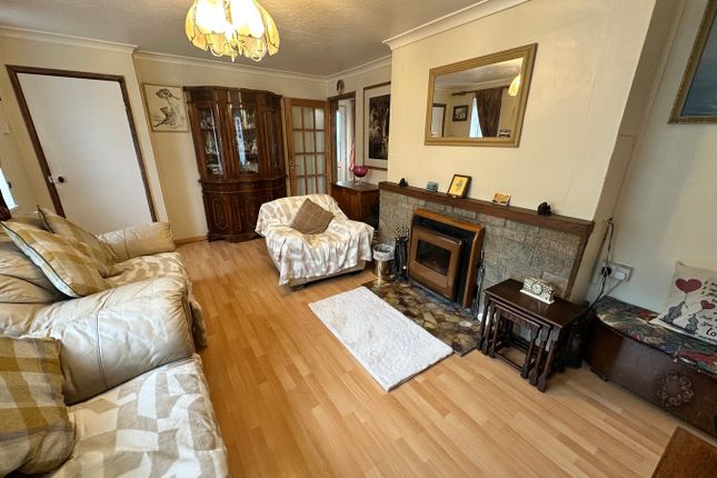 17, Maes Y Berllan, Brecon photo 3