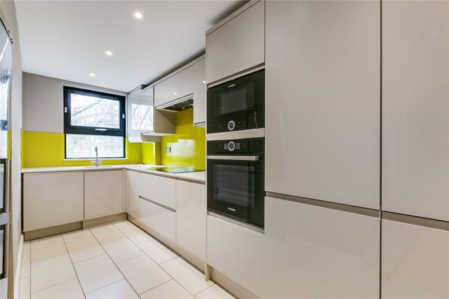 Thumbnail Flat to rent in Aubert Park, Islington