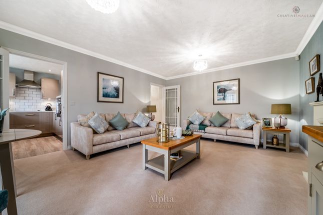 2 bed flat for sale in Langton Lodge, Thorpe Road, Staines-Upon-Thames TW18