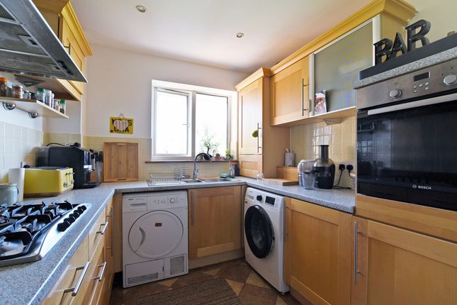 11 River Oaks Apartments, Beachy Head View, St. Leonards-on-sea photo 2
