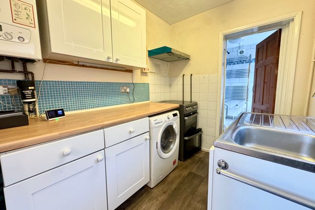 547, Sprowston Road, NORWICH photo 5