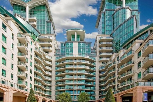Thumbnail Flat to rent in St Georges Wharf, Vauxhall