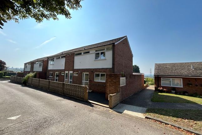 Thumbnail Flat for sale in Victoria Drive, Southdowns, South Darenth
