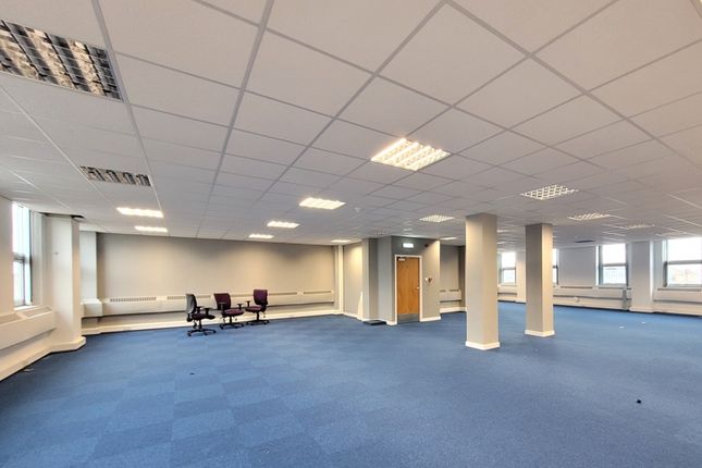 Thumbnail Office to let in 5th Floor Lowgate House, Lowgate, Hull