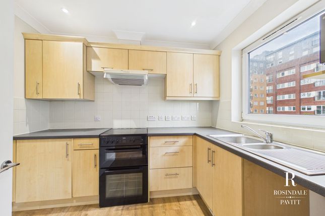 Flat 11, Farmstead Court, Wallington photo 4