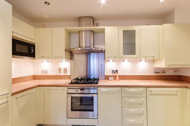 5, Hildenfields, Tonbridge photo 4