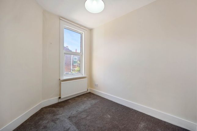 2a, Wotton Road, London photo 4