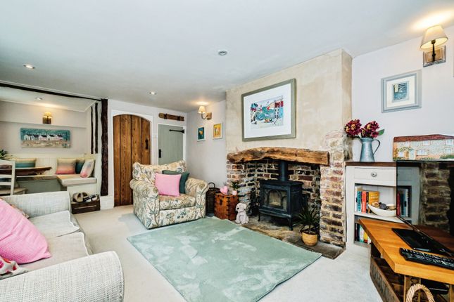 6, Bakers Arms Hill, Arundel photo 3