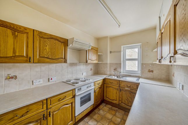 Flat 12, Eastfield Court,, Church Street, Oxfordshire photo 4