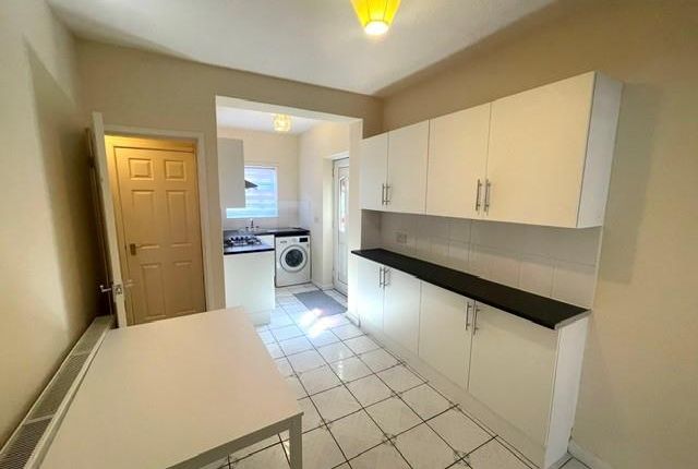 10, Newton Street, Mansfield photo 3