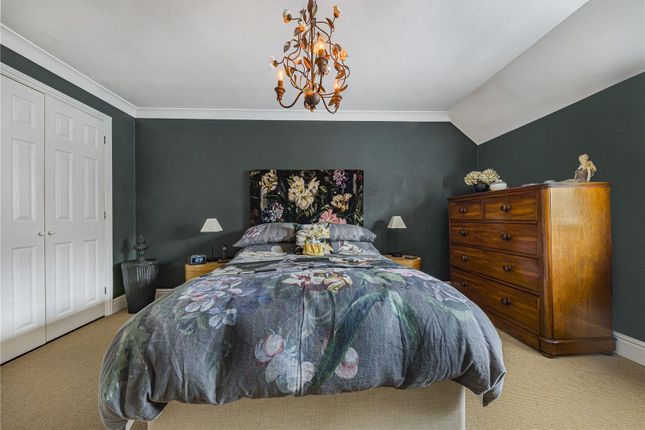 3, Wells Place, Westerham photo 5