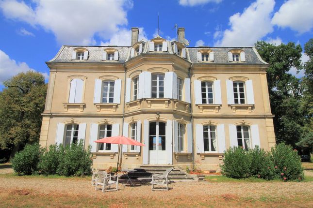 Thumbnail Villa for sale in Villeneuve Sur Lot, Lot Et Garonne, Nouvelle-Aquitaine