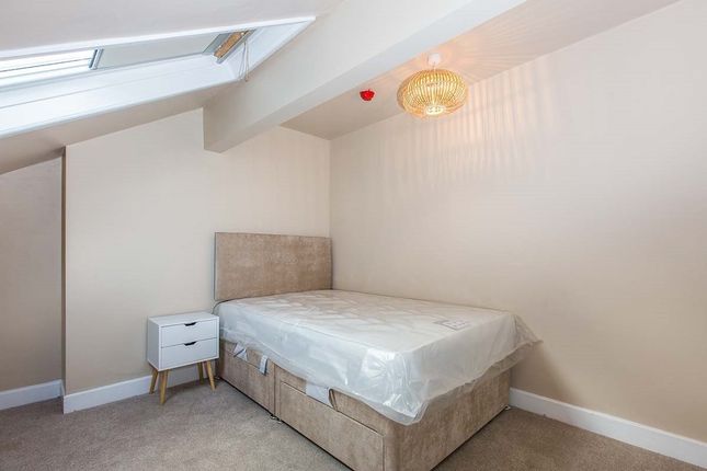 Thumbnail Room to rent in North Cliff Street, Preston, Lancashire